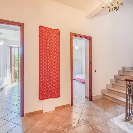 Studio Holiday In Santulussurgiu Santu Lussurgiu